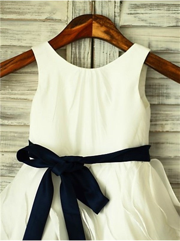 Tea-Length Bowknot A-line/Princess Scoop Sleeveless Taffeta Flower Girl Dresses