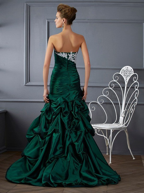 Gown Sleeveless Ball Applique Long Strapless Taffeta Quinceanera Dresses