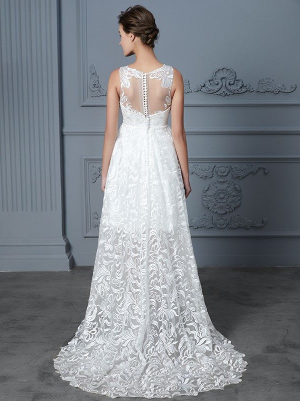 Sleeveless Asymmetrical A-Line/Princess Scoop Lace Wedding Dresses