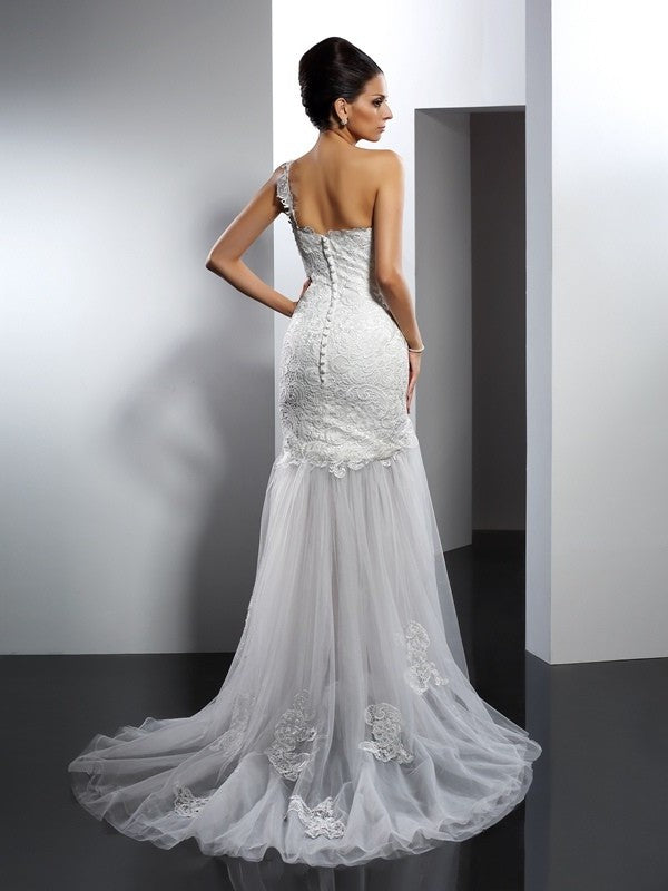 Trumpet/Mermaid One-Shoulder Lace Long Sleeveless Lace Wedding Dresses