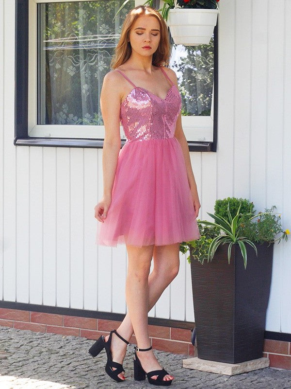 A-Line/Princess Straps Spaghetti Sequin Tulle Sleeveless Short/Mini Homecoming Dresses