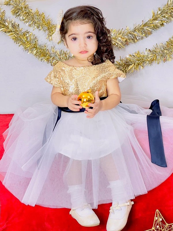 Tea-Length A-Line/Princess Sequin Sleeves Scoop Short Tulle Flower Girl Dresses