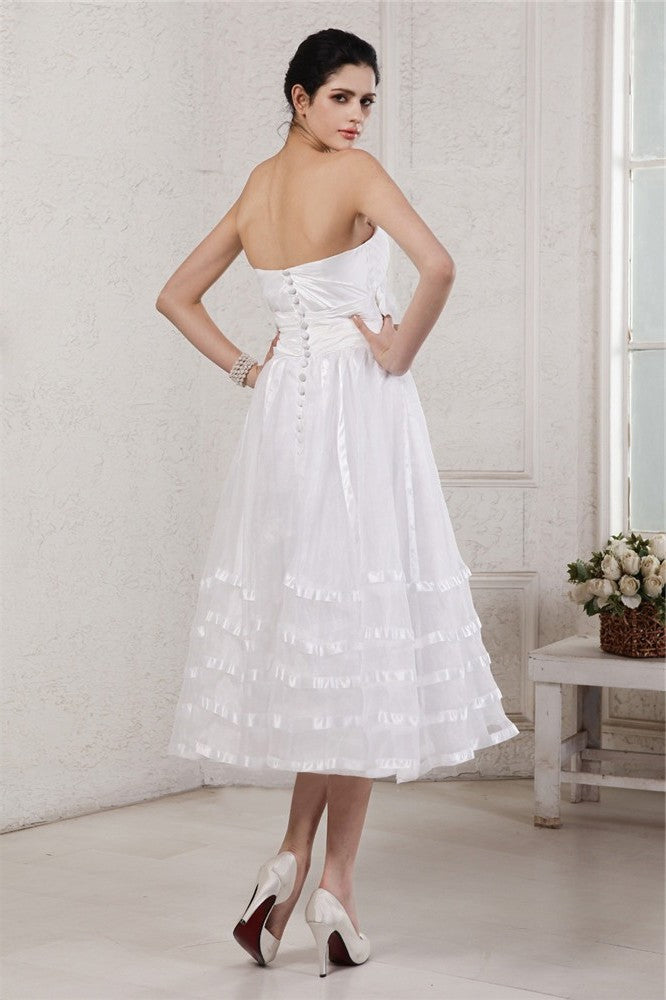 Strapless Flower Short A-Line/Princess Organza Hand-Made Sleeveless Pleats Taffeta Wedding Dresses