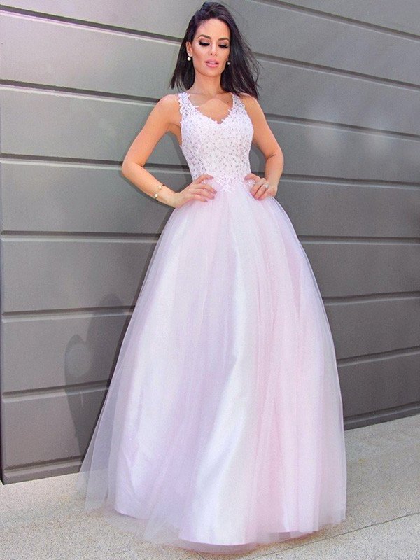 Sleeveless A-Line/Princess V-neck Applique Tulle Floor-Length Dresses