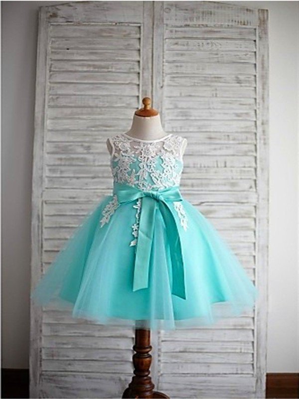 Sleeveless Knee-Length Bowknot Scoop Ball Gown Tulle Flower Girl Dresses