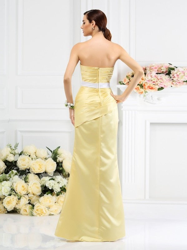 Long Sleeveless Pleats Trumpet/Mermaid Strapless Satin Bridesmaid Dresses