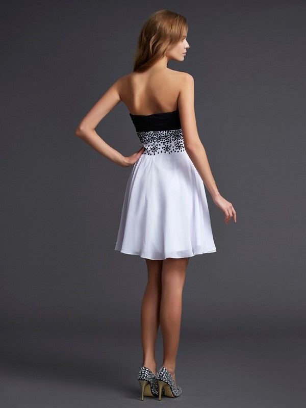 Sweetheart Beading Sleeveless Short A-Line/Princess Chiffon Homecoming Dresses