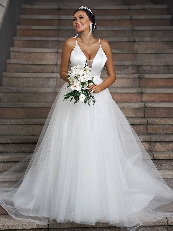 V-neck Sweep/Brush Ruffles Tulle Sleeveless A-Line/Princess Train Wedding Dresses