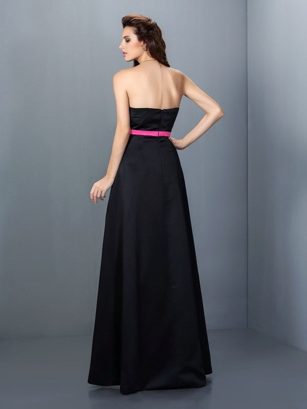 Strapless Long Sleeveless A-Line/Princess Satin Bridesmaid Dresses