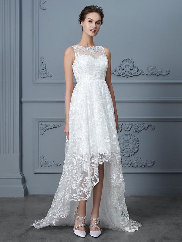 Sleeveless Asymmetrical A-Line/Princess Scoop Lace Wedding Dresses