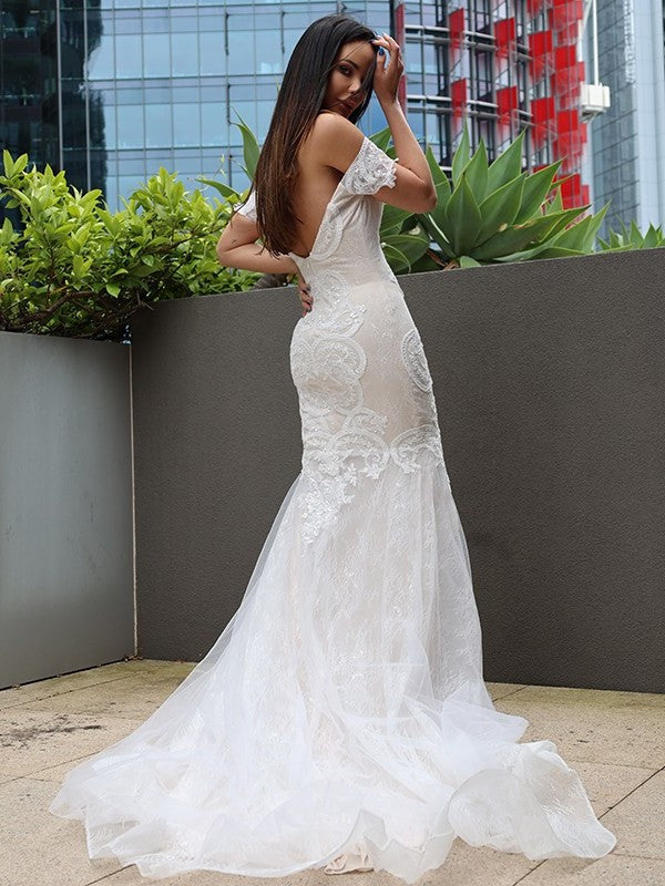 Sweep/Brush Applique Trumpet/Mermaid Tulle Sleeveless Off-the-Shoulder Train Wedding Dresses