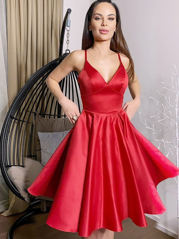 V-neck Satin A-Line/Princess Sleeveless Short/Mini Homecoming Dresses