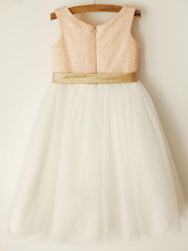 Tulle Sleeveless Sash/Ribbon/Belt Scoop A-Line/Princess Knee-Length Flower Girl Dresses