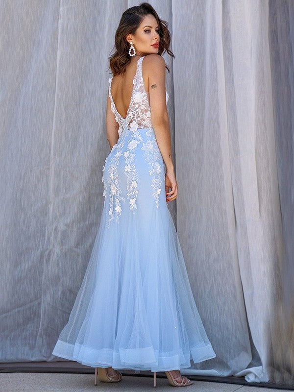 Tulle Trumpet/Mermaid Sleeveless V-neck Applique Floor-Length Dresses