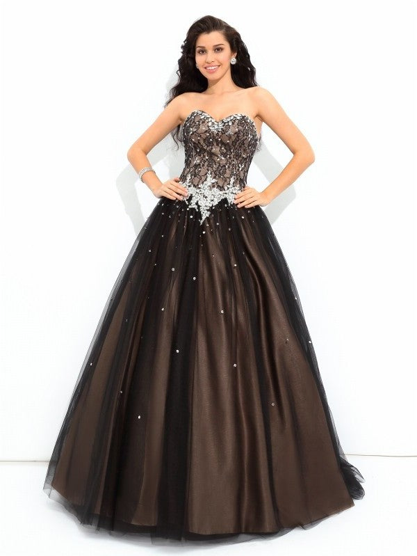 Sleeveless Sweetheart Beading Gown Ball Long Net Quinceanera Dresses