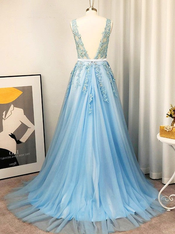 V-neck A-Line/Princess Sleeveless Tulle Applique Sweep/Brush Train Dresses