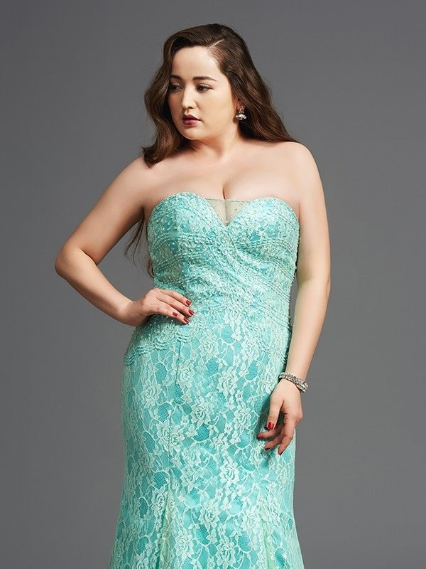 Long Sleeveless Lace Strapless Satin Sheath/Column Plus Size Dresses