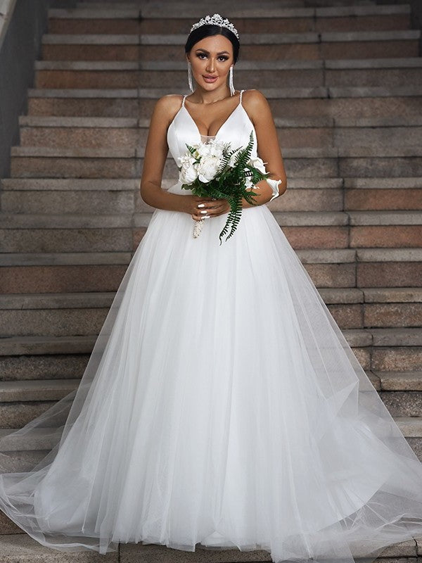 V-neck Sweep/Brush Ruffles Tulle Sleeveless A-Line/Princess Train Wedding Dresses