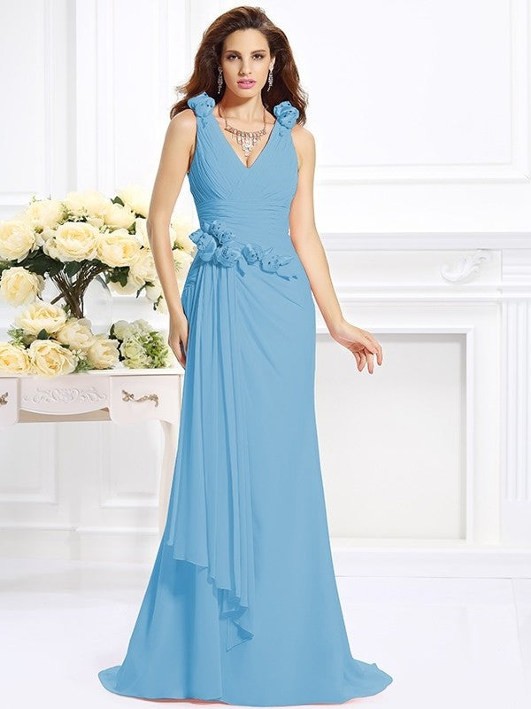 Sleeveless Hand-Made V-neck Trumpet/Mermaid Flower Long Chiffon Bridesmaid Dresses