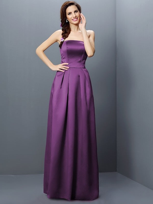 Strapless Long Sleeveless Sheath/Column Satin Bridesmaid Dresses