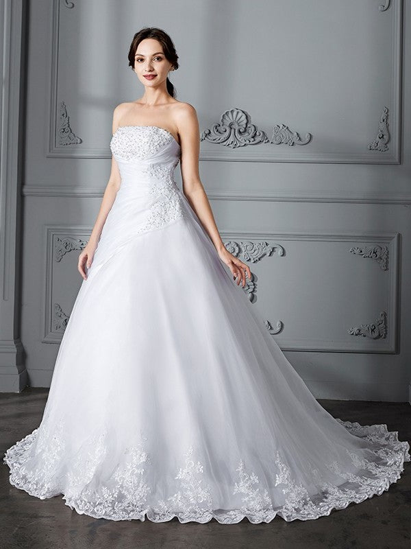 Strapless Court Sleeveless Gown Train Ball Organza Wedding Dresses