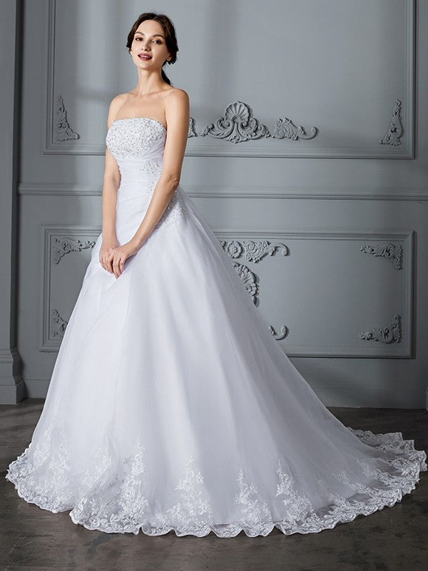 Strapless Court Sleeveless Gown Train Ball Organza Wedding Dresses