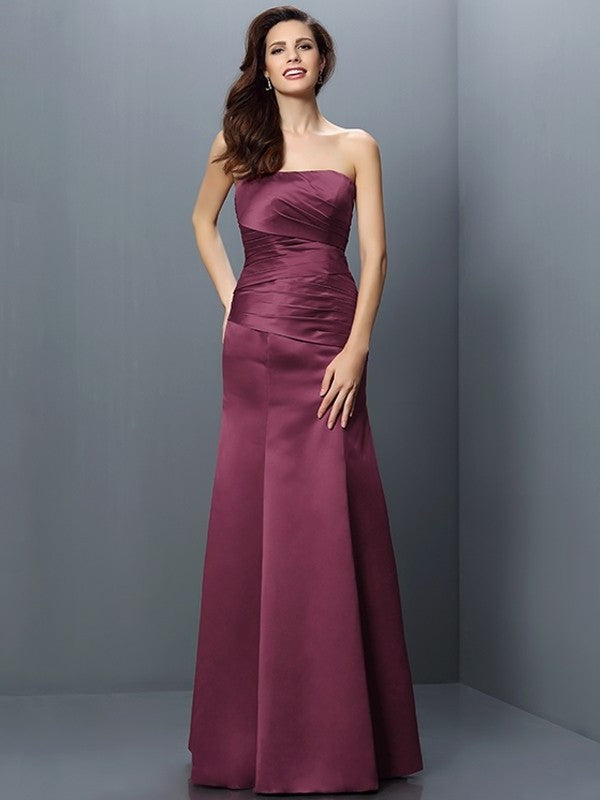 Strapless Pleats Long Sleeveless Sheath/Column Satin Bridesmaid Dresses