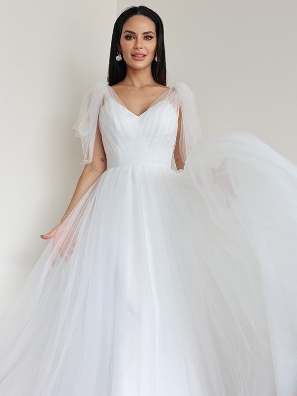 V-neck Sleeveless A-Line/Princess Ruffles Tulle Floor-Length Wedding Dresses