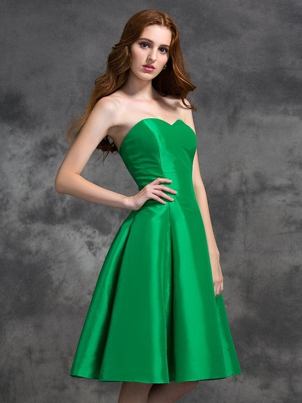 Sweetheart Sleeveless A-line/Princess Short Taffeta Bridesmaid Dresses