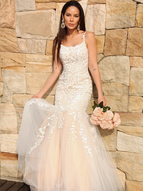 Trumpet/Mermaid Tulle Spaghetti Sleeveless Applique Straps Floor-Length Dresses