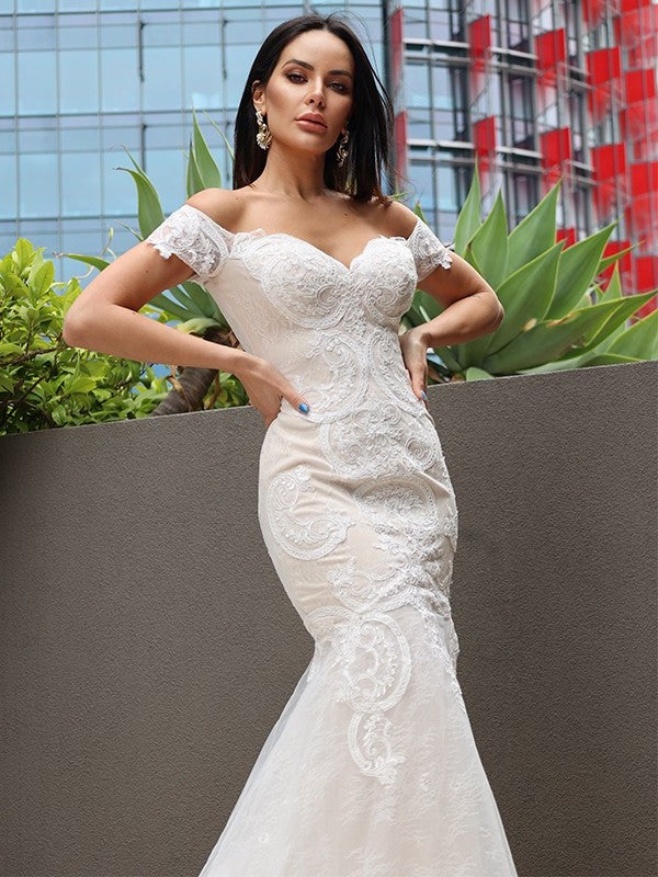 Sweep/Brush Applique Trumpet/Mermaid Tulle Sleeveless Off-the-Shoulder Train Wedding Dresses