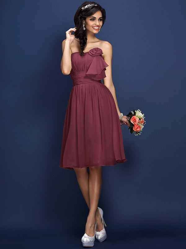 Strapless Sleeveless Flower A-Line/Princess Hand-Made Short Pleats Chiffon Bridesmaid Dresses