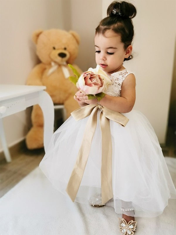 A-Line/Princess Sash/Ribbon/Belt Scoop Tulle Sleeveless Knee-Length Flower Girl Dresses