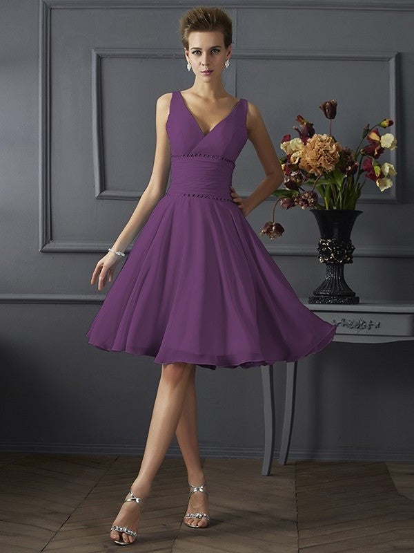 A-Line/Princess V-neck Short Pleats Sleeveless Chiffon Bridesmaid Dresses