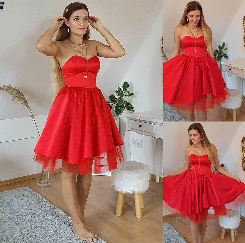 Satin Sleeveless Ruffles Sweetheart A-Line/Princess Short/Mini Homecoming Dresses