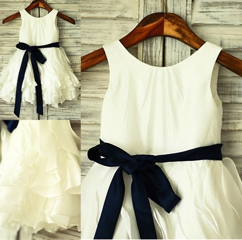 Tea-Length Bowknot A-line/Princess Scoop Sleeveless Taffeta Flower Girl Dresses