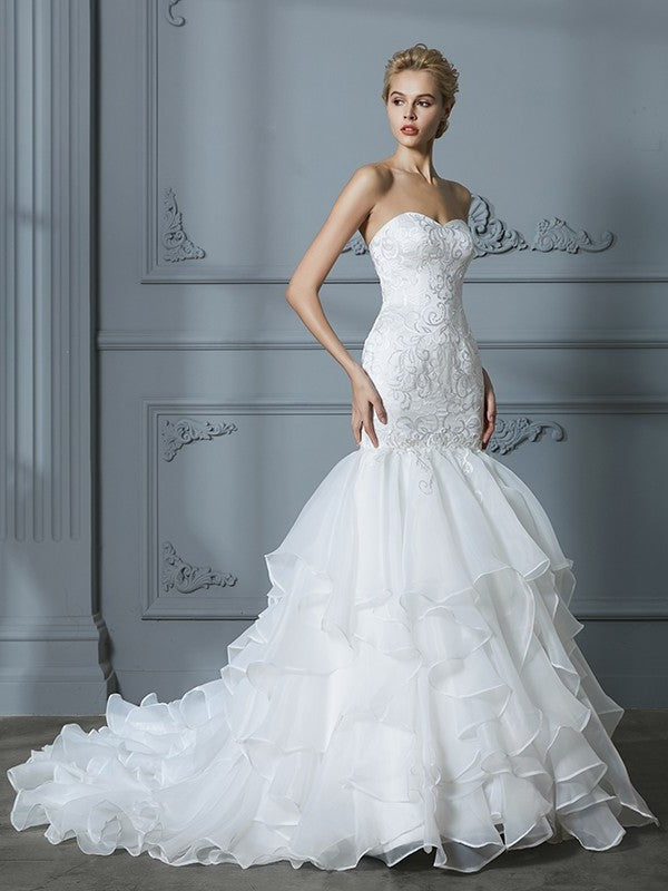 Sleeveless Sweetheart Trumpet/Mermaid Train Sweep/Brush Ruffles Organza Wedding Dresses