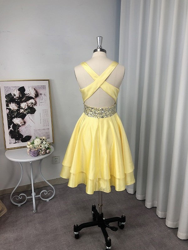 Beading Scoop Satin A-Line/Princess Sleeveless Short/Mini Homecoming Dresses