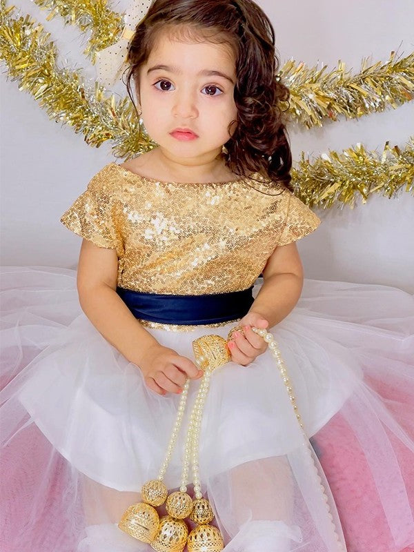 Tea-Length A-Line/Princess Sequin Sleeves Scoop Short Tulle Flower Girl Dresses