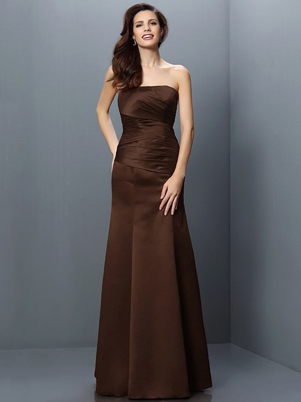 Strapless Pleats Long Sleeveless Sheath/Column Satin Bridesmaid Dresses