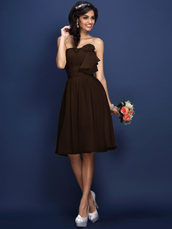 Strapless Sleeveless Flower A-Line/Princess Hand-Made Short Pleats Chiffon Bridesmaid Dresses