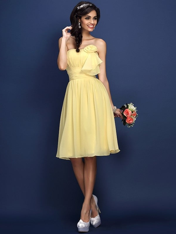 Strapless Sleeveless Flower A-Line/Princess Hand-Made Short Pleats Chiffon Bridesmaid Dresses