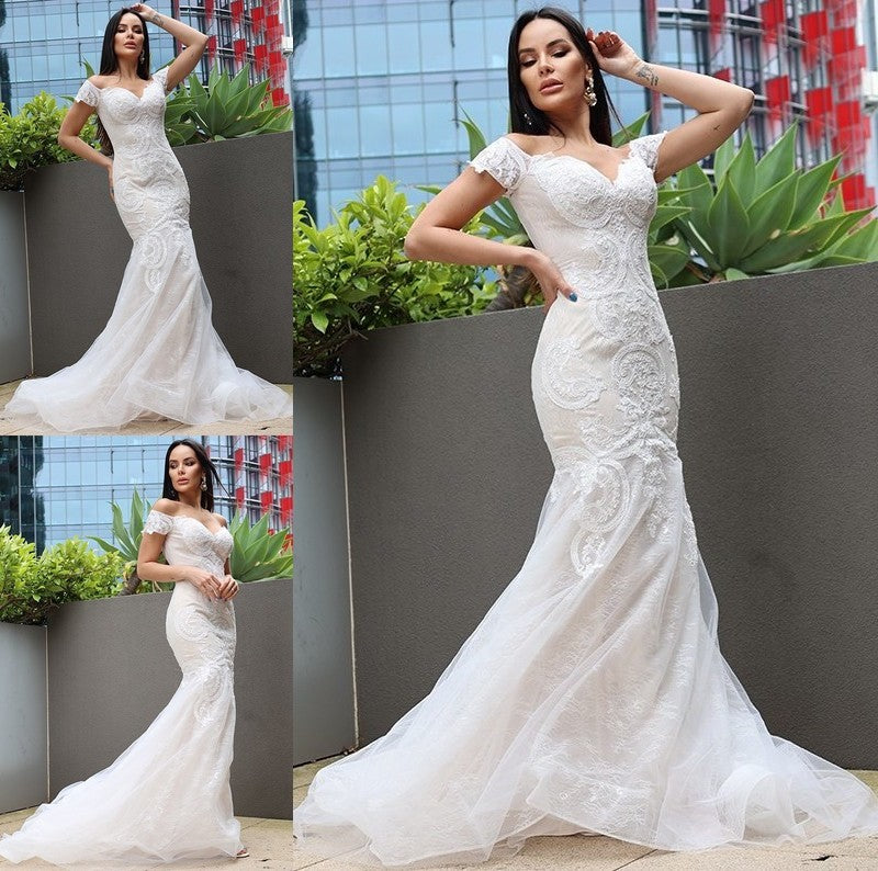 Sweep/Brush Applique Trumpet/Mermaid Tulle Sleeveless Off-the-Shoulder Train Wedding Dresses