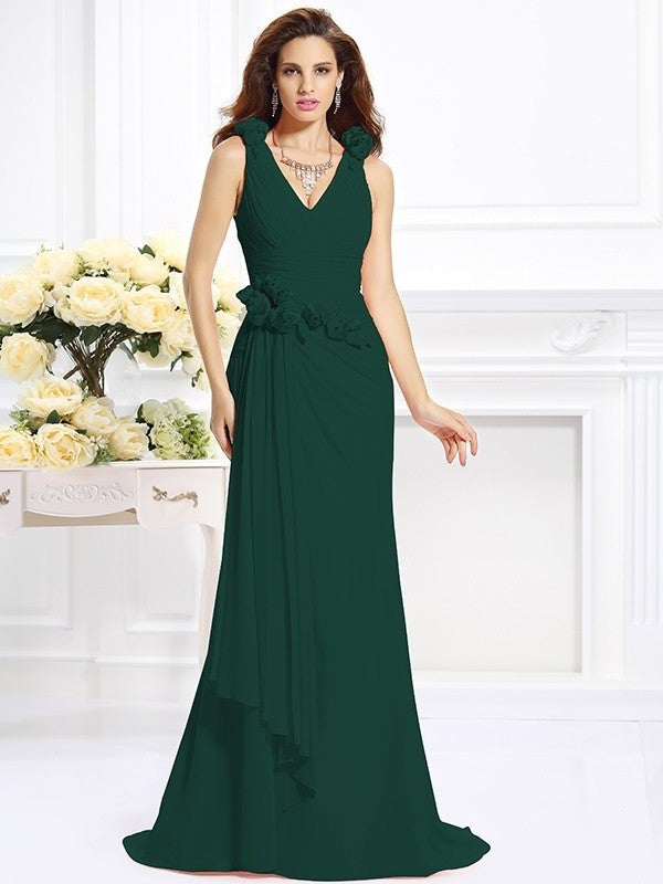 Sleeveless Hand-Made V-neck Trumpet/Mermaid Flower Long Chiffon Bridesmaid Dresses