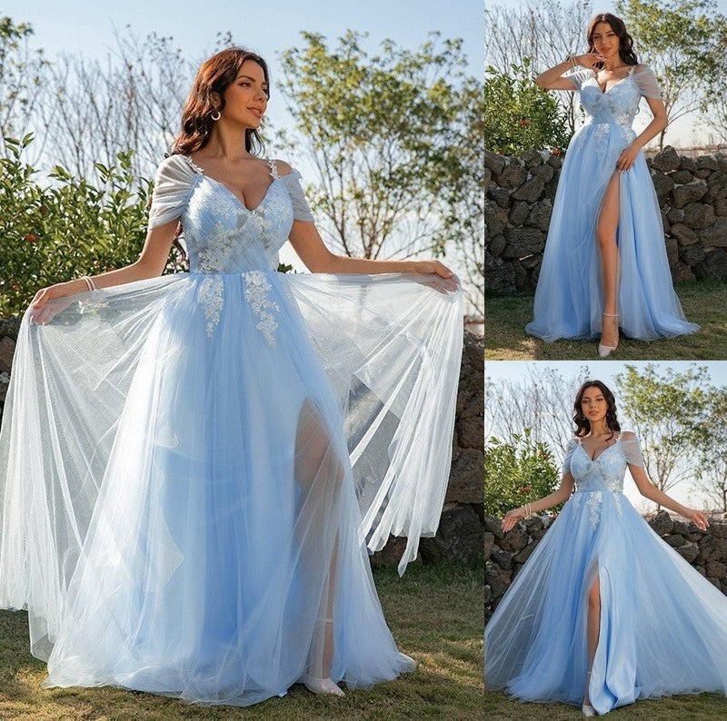 A-Line/Princess Sleeves V-neck Tulle Short Applique Sweep/Brush Train Dresses