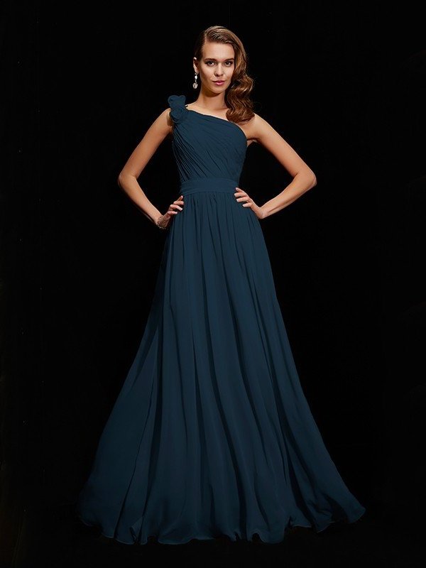 Flower Sleeveless A-Line/Princess One-Shoulder Hand-Made Long Chiffon Bridesmaid Dresses