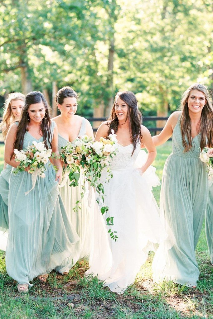 V Neck Long Gown Chiffon Classic Bridesmaid Dresses