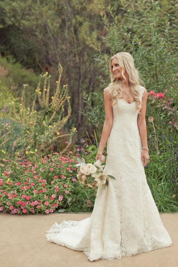 Elegant Mermaid Ivory Lace Appliques V Neck Long Beach Wedding Dresses JS997